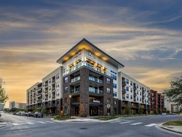 2 BR, 2 BA Apartment 2300 Aldrich St, Austin, TX 78723