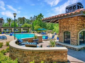 2 BR, 2 BA Apartment 2300 Palisades Dr Unit 06 201, Corona, CA 92882