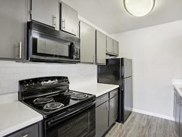 2 BR, 2 BA Apartment 2300 W Taylor St Unit 10 1006, Sherman, TX 75092