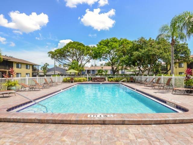 2 BR, 2 BA Apartment 2305 46th Ave W Unit 2518, Bradenton, FL 34207