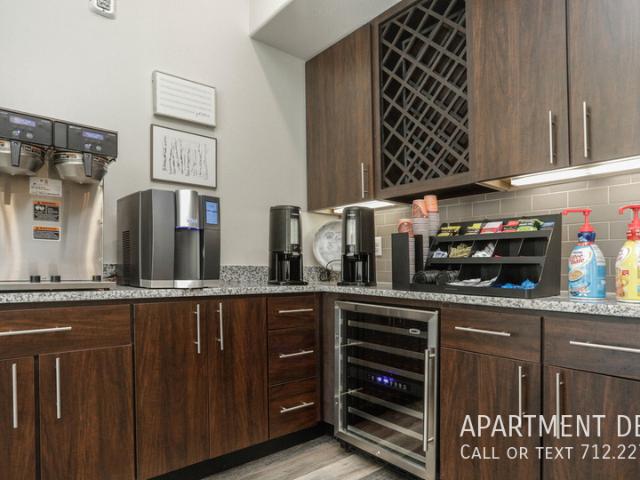 2 BR, 2 BA Apartment 2308 Ladbrook DrÂ, Houston, TX 77339