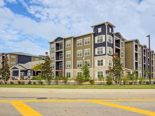 2 BR, 2 BA Apartment 2311 Champion Ring Road Unit 403, Fort Myers, FL 33905