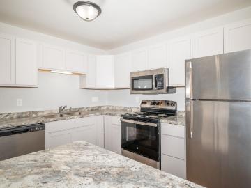 2 BR, 2 BA Apartment 231 241 Burritt Avenue, Lake Delton, WI 53965
