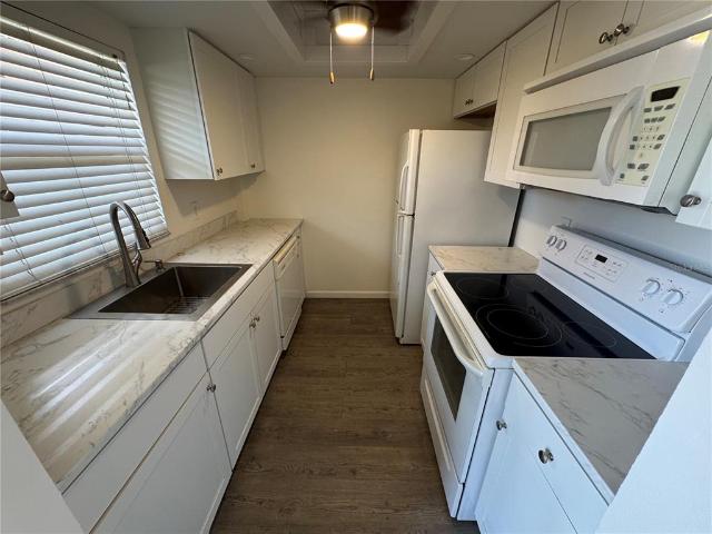 2 BR, 2 BA Apartment 232 St Augustine Avenue, Venice, FL 34285