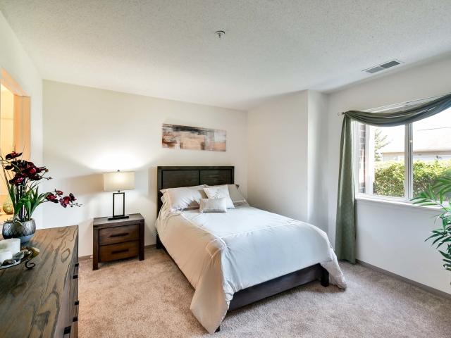 2 BR, 2 BA Apartment 2330 Samson Way Unit 1661 1D, Waukegan, IL 60087