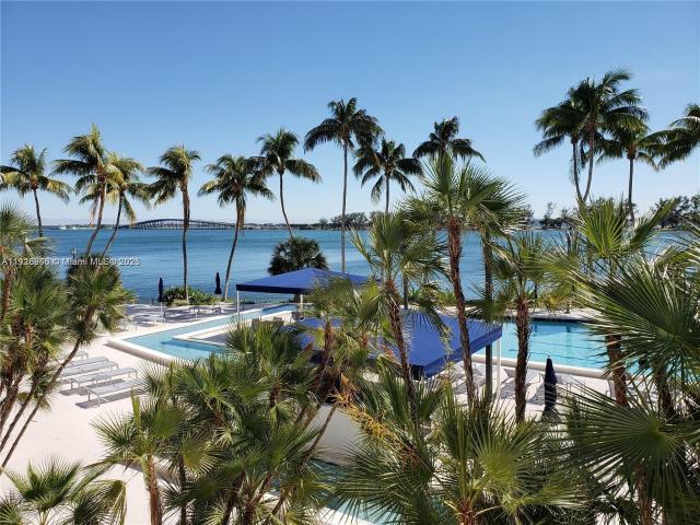2 BR, 2 BA Apartment 2333 Brickell Avenue, Miami, FL 33129