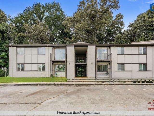 2 BR, 2 BA Apartment 235 Vinewood Rd, Mcminnville, TN 37110