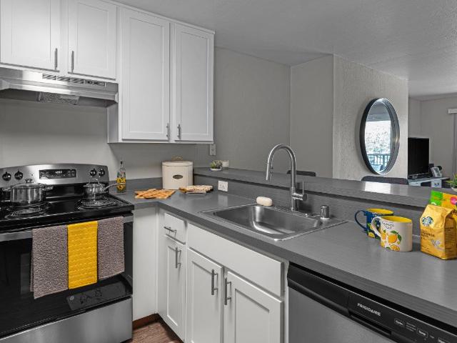 2 BR, 2 BA Apartment 235 Camelback Road Unit C 173, Pleasant Hill, CA 94523