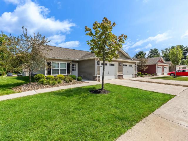 2 BR, 2 BA Apartment 235 Redwood Dr Unit 317, Newark, OH 43055