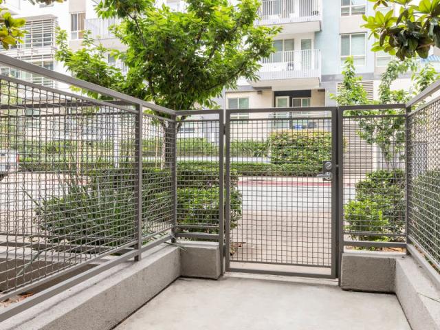 2 BR, 2 BA Apartment 235 San Pedro Street Unit 643, Los Angeles, CA 90012