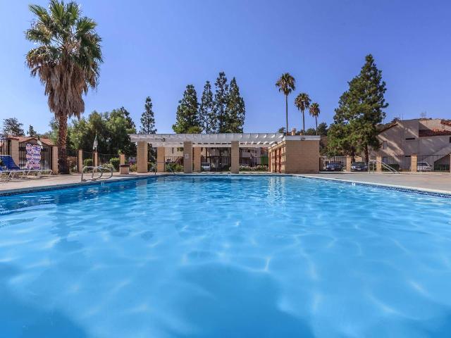 2 BR, 2 BA Apartment 23700 Valle Del Oro Unit 40 102, Newhall, CA 91321