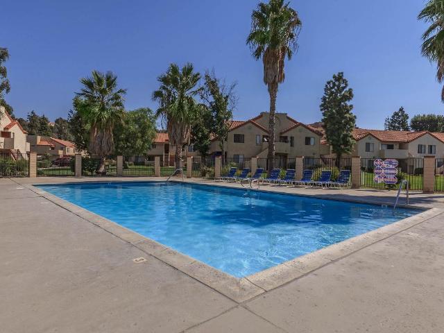 2 BR, 2 BA Apartment 23700 Valle Del Oro Unit 3 201, Newhall, CA 91321