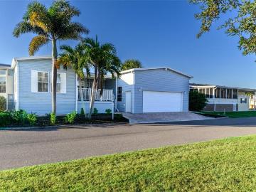 2 BR, 2 BA Apartment 2 Emden Circle, Punta Gorda, FL 33950