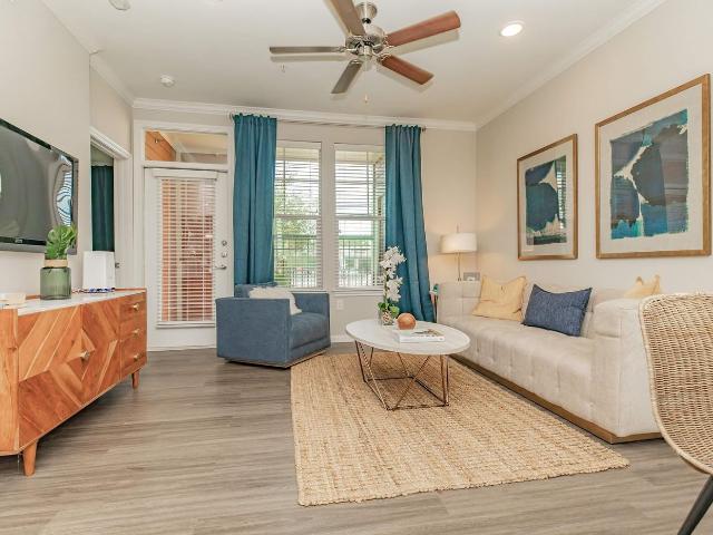 2 BR, 2 BA Apartment 3400 Louetta Rd Unit 4 431, Spring, TX 77388