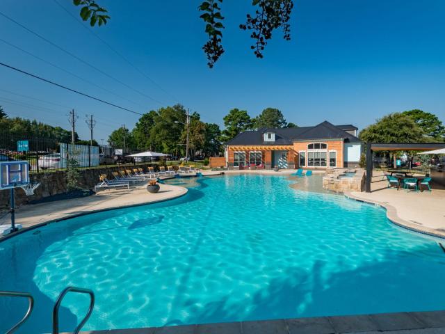 2 BR, 2 BA Apartment 3400 Varsity Dr Unit 2006, Tyler, TX 75701