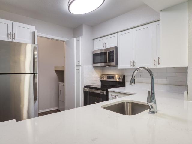2 BR, 2 BA Apartment 3408 Hampton Hollow Drive Unit 13401C, Silver Spring, MD 20904