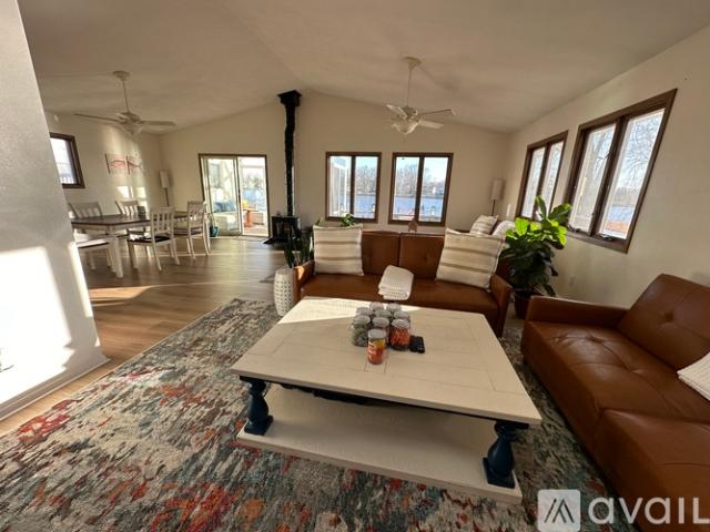 2 BR, 2 BA Apartment 3420 N Shore Dr, Moline, IL 61265