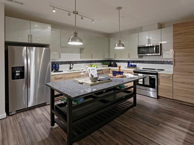 2 BR, 2 BA Apartment 3420 Toledo Terrace Unit 411, Hyattsville, MD 20782