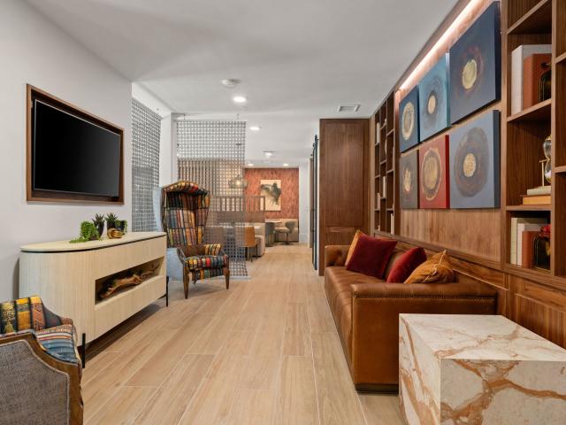 2 BR, 2 BA Apartment 3421 North Freeway Boulevard Unit 5200, Sacramento, CA 95834