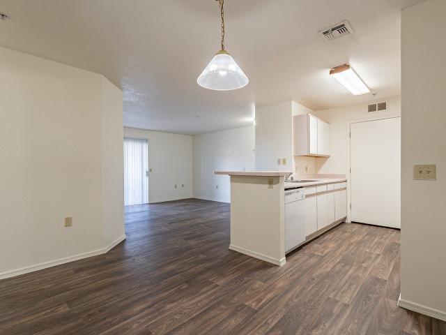 2 BR, 2 BA Apartment 344 North Pottebaum Road Unit 0121, Casa Grande, AZ 85122