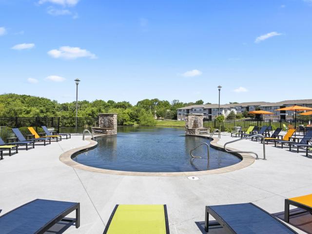 2 BR, 2 BA Apartment 3460 NE Akin Blvd Unit 0535, Lees Summit, MO 64064