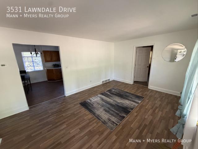 2 BR, 2 BA Apartment 3531 Lawndale Drive, Greensboro, NC 27408, NC 27408