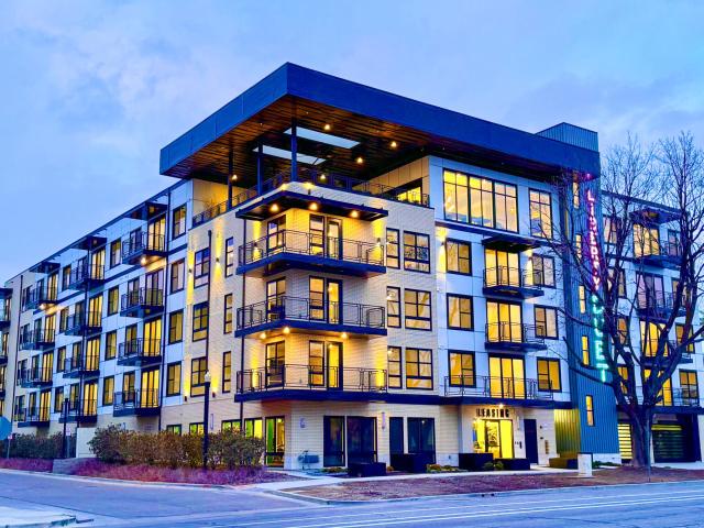 2 BR, 2 BA Apartment 357 East 500 South Unit 306, Salt Lake City, UT 84111