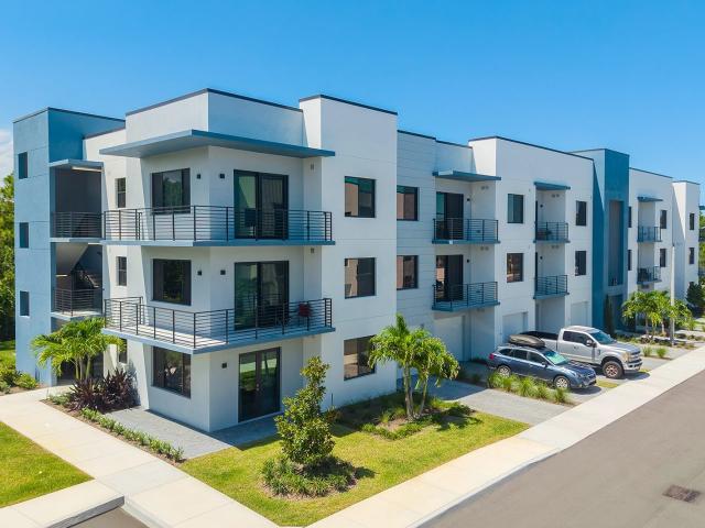 2 BR, 2 BA Apartment 35 Southwest Rich Terrace Unit 202, Stuart, FL 34997