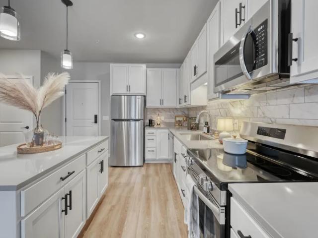 2 BR, 2 BA Apartment 3600 Hoffman Rd, White Bear Lake, MN 55110