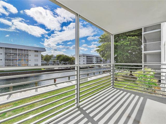 2 BR, 2 BA Apartment 3600 Northeast 170th Street, North Miami Beach, FL 33160