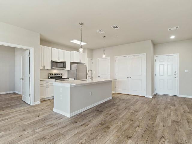 2 BR, 2 BA Apartment 360 Kirkpatrick Dr Unit 392 392 204, Weatherford, TX 76086
