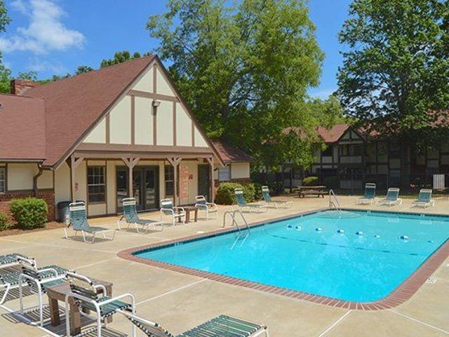 2 BR, 2 BA Apartment 360 Piccadilly Square Unit H5, Athens, GA 30605