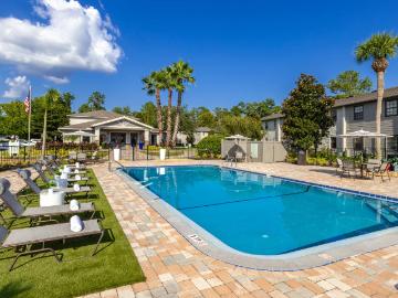 2 BR, 2 BA Apartment 3611 Southwest 34th Street Unit 20 245, Gainesville, FL 32608
