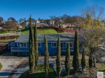 2 BR, 2 BA Apartment 3623 Snowbird Court, Unit B, Copperopolis, CA 95228