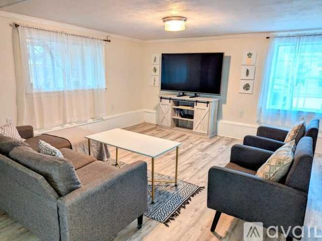 2 BR, 2 BA Apartment 3634 Bauvais Street, Unit 3634, Metairie, LA 70001