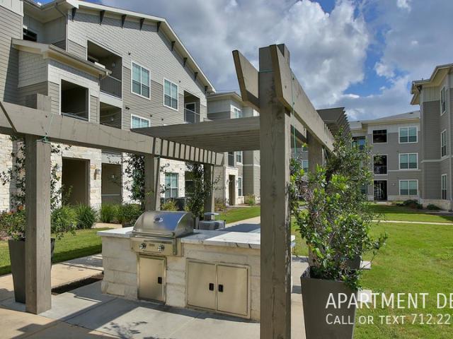2 BR, 2 BA Apartment 3656 Postwood DrÂ, Spring, TX 77388