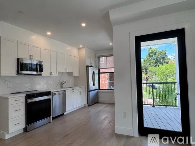 2 BR, 2 BA Apartment 36 Colborne Rd, Unit 2, Boston, MA 02135