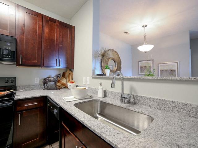 2 BR, 2 BA Apartment 3700 Springhurst Boulevard Unit 07_105, Louisville, KY 40241