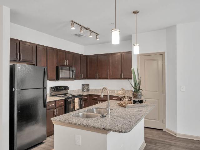 2 BR, 2 BA Apartment 3700 W Tecumseh Road Unit 3 3308, Norman, OK 73072