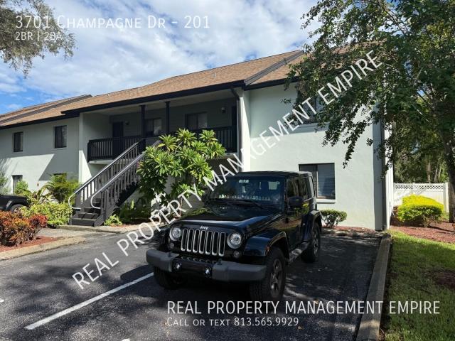 2 BR, 2 BA Apartment 3701 Champagne Dr, Tampa, FL 33618