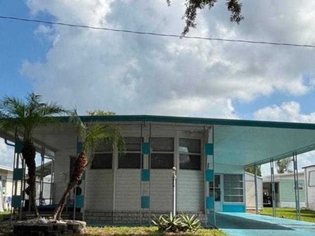 2 BR, 2 BA Apartment 37031 Karen Ave, Zephyrhills, FL 33542