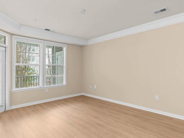2 BR, 2 BA Apartment 370 East Diamond Avenue Unit 3034, Gaithersburg, MD 20877