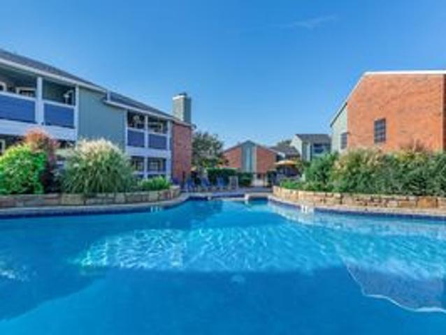 2 BR, 2 BA Apartment 3737 Timberglen Rd Unit 25 2517, Dallas, TX 75287