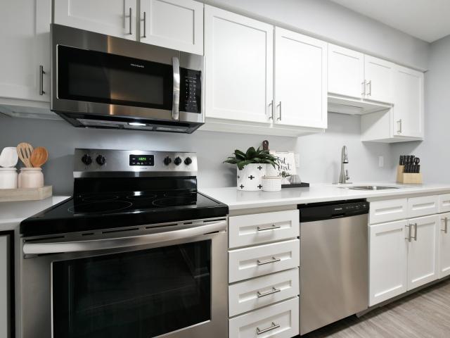 2 BR, 2 BA Apartment 3751 Faulkner Drive Unit 3731 107, Lincoln, NE 68516