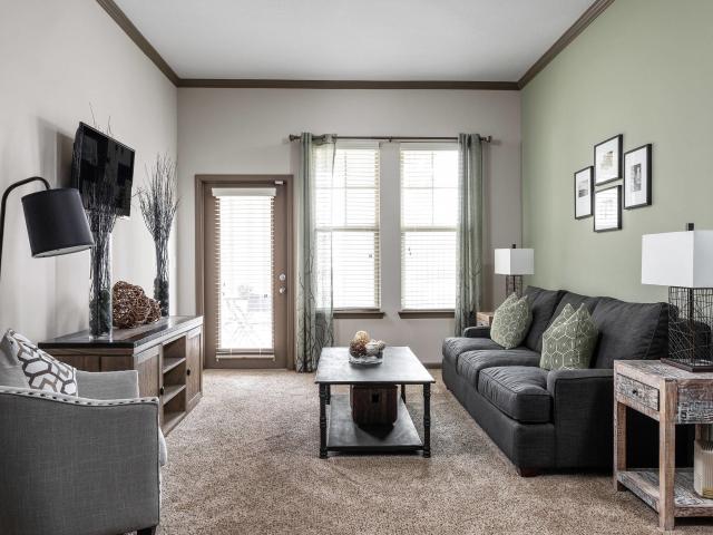 2 BR, 2 BA Apartment 3769 Skipping Stone Trce Unit 16 210, Memphis, TN 38125