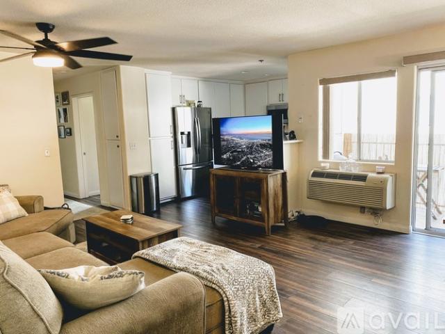 2 BR, 2 BA Apartment 3795 Georgia Street, Unit 201, San Diego, CA 92103