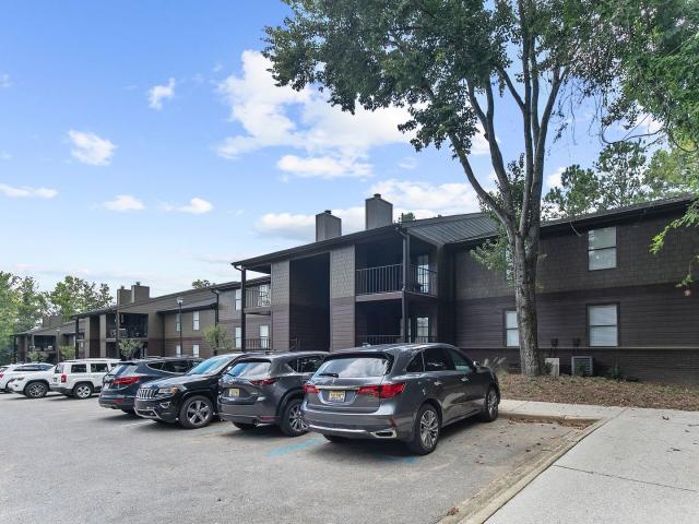 2 BR, 2 BA Apartment 3809 Green Valley Drive Unit 3833, Birmingham, AL 35243