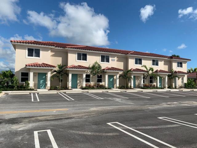 2 BR, 2 BA Apartment 380 NE 4th Avenue Unit 17 106, Homestead, FL 33034