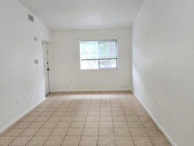 2 BR, 2 BA Apartment 3810 North Jog Road, West Palm Beach, FL 33411