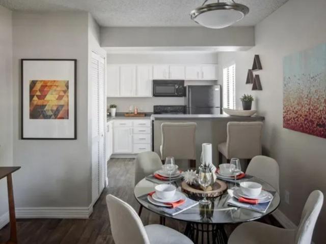 2 BR, 2 BA Apartment 3810 South Redwood Road Unit 1045, West Valley City, UT 84119